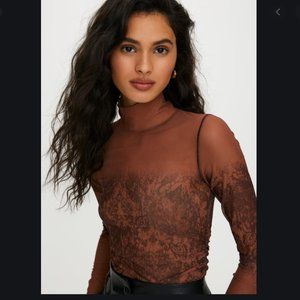 Aritzia Wilfred SONNET TURTLENECK